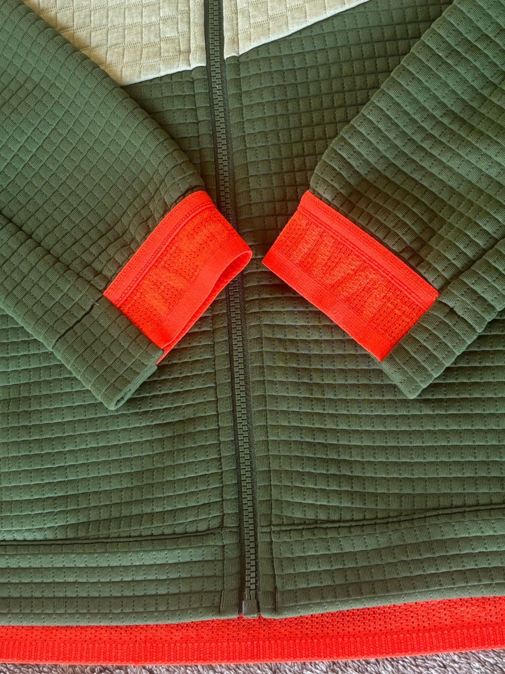 L - La Sportiva full-zip Method Hoodie - Picture 6 of 15
